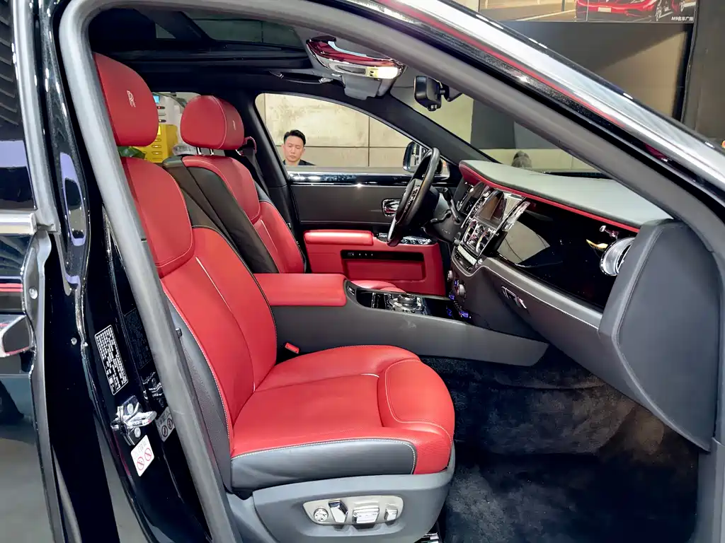 Rolls-Royce Ghost 2018 6.6T Long Wheelbase Edition 2019 - thumbnail 23