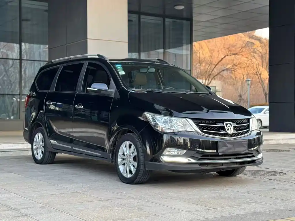 Baojun Baojun 730 2017 1.8L iAMT Luxury 7-seater 2017 - thumbnail 3