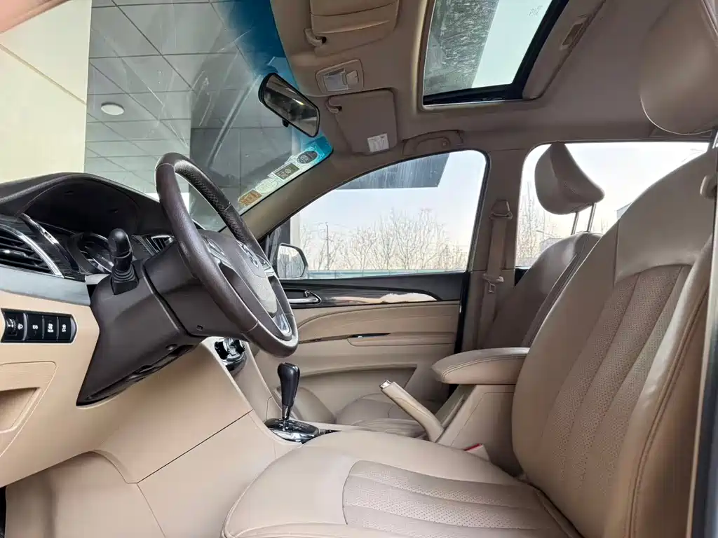 Baojun Baojun 730 2017 1.8L iAMT Luxury 7-seater 2017 - thumbnail 11
