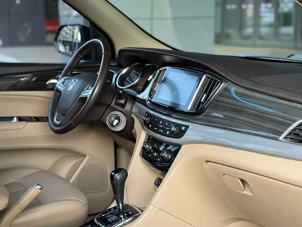 Baojun Baojun 730 2017 1.8L iAMT Luxury 7-seater 2017 - thumbnail 13