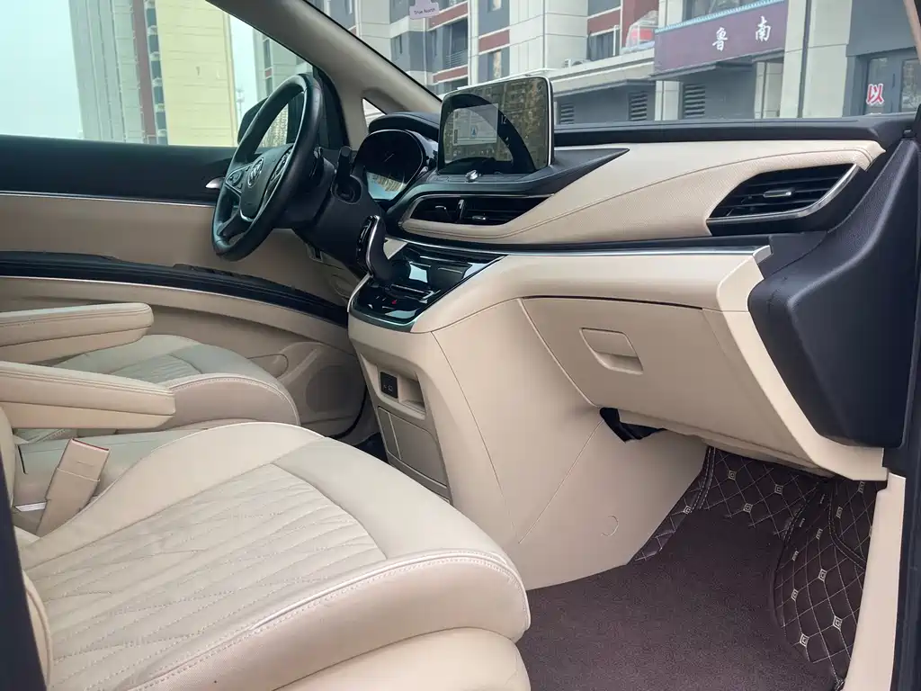 Buick Buick GL8 2023 Land Business Class Luxury Edition 2023 - thumbnail 12
