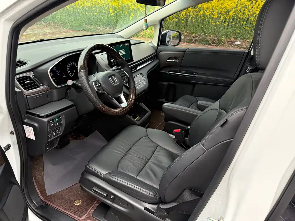 Honda Honda Odyssey 2024 2.0L e:HEV Elite Executive Edition 2023 - thumbnail 5