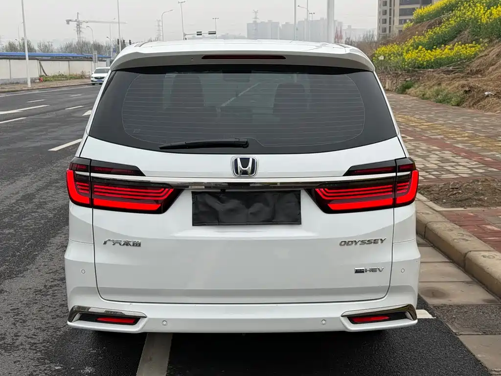 Honda Honda Odyssey 2024 2.0L e:HEV Elite Executive Edition 2023 - thumbnail 10
