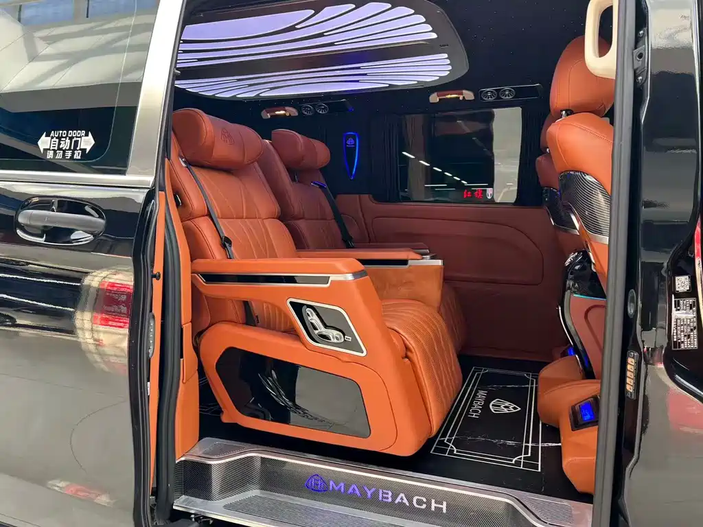 Mercedes-Benz Vito 2021 2.0T Elite 7-seater 2023 - thumbnail 9