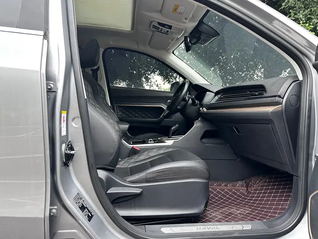 Haval Haval H6 2021 Guochao Edition 1.5GDIT Automatic Supreme Luxury Version 2021 - thumbnail 7