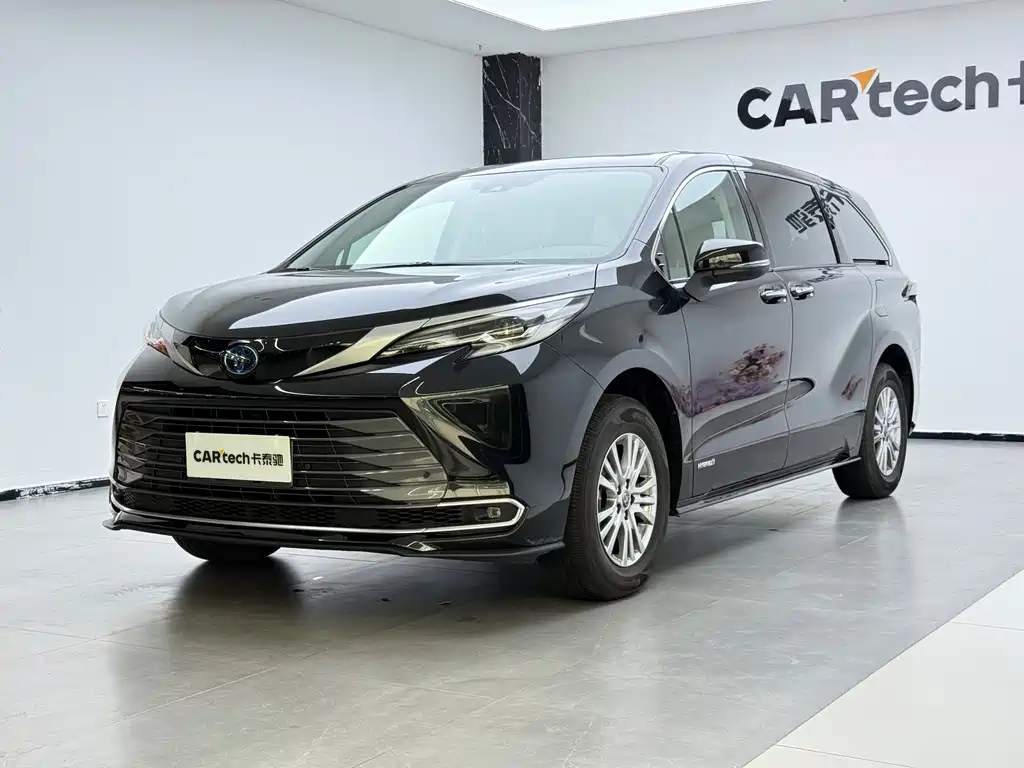 Toyota Toyota Sienna 2023 2.5L Hybrid Luxury Edition 2024