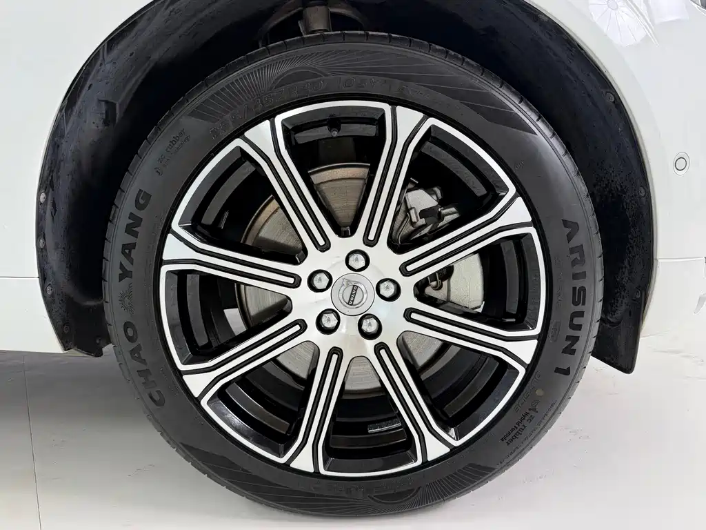 Volvo Volvo XC60 Plug-in Hybrid 2019 T8 E-Drive Luxury Edition China VI 2019 - thumbnail 4