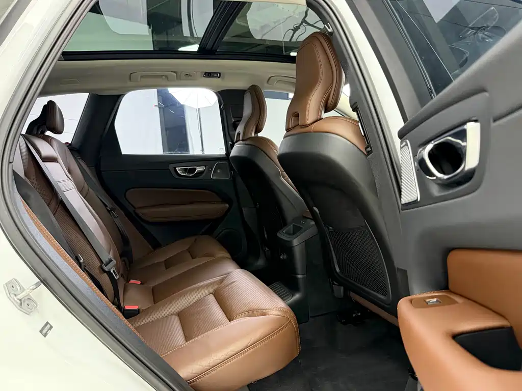Volvo Volvo XC60 Plug-in Hybrid 2019 T8 E-Drive Luxury Edition China VI 2019 - thumbnail 7