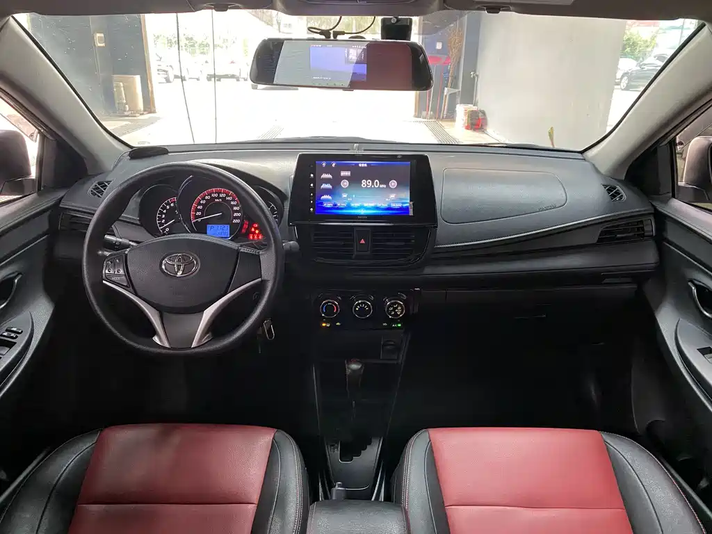 Toyota Toyota Vios 2022 1.5L 20th Anniversary Edition 2023 - thumbnail 4