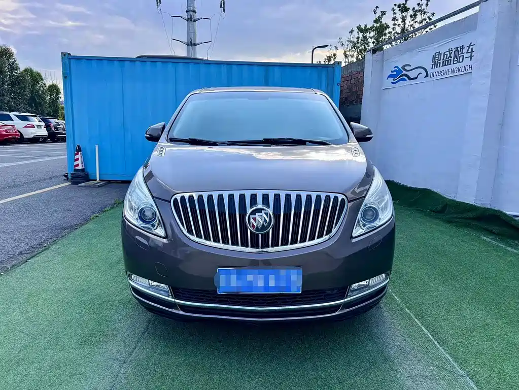 Buick Buick GL8 2014 3.0L XT Luxury Business Flagship Edition 2014 - thumbnail 2