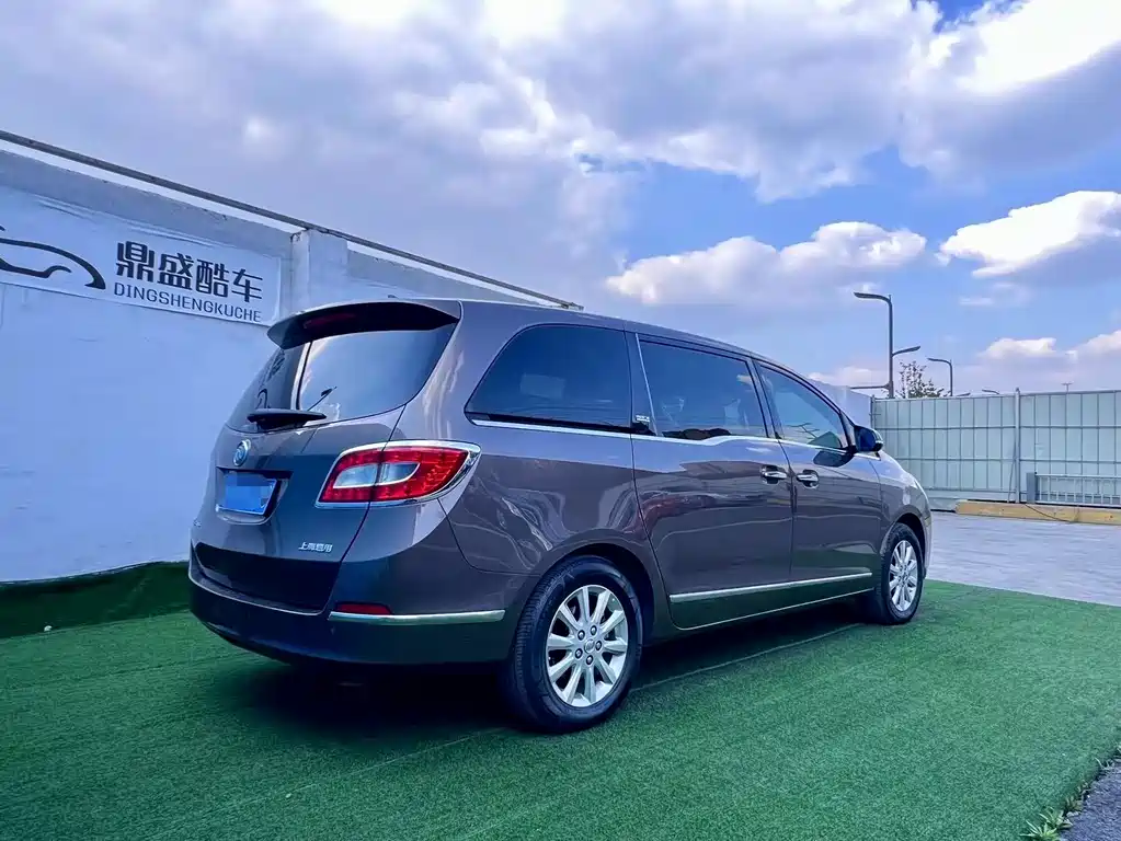 Buick Buick GL8 2014 3.0L XT Luxury Business Flagship Edition 2014 - thumbnail 4
