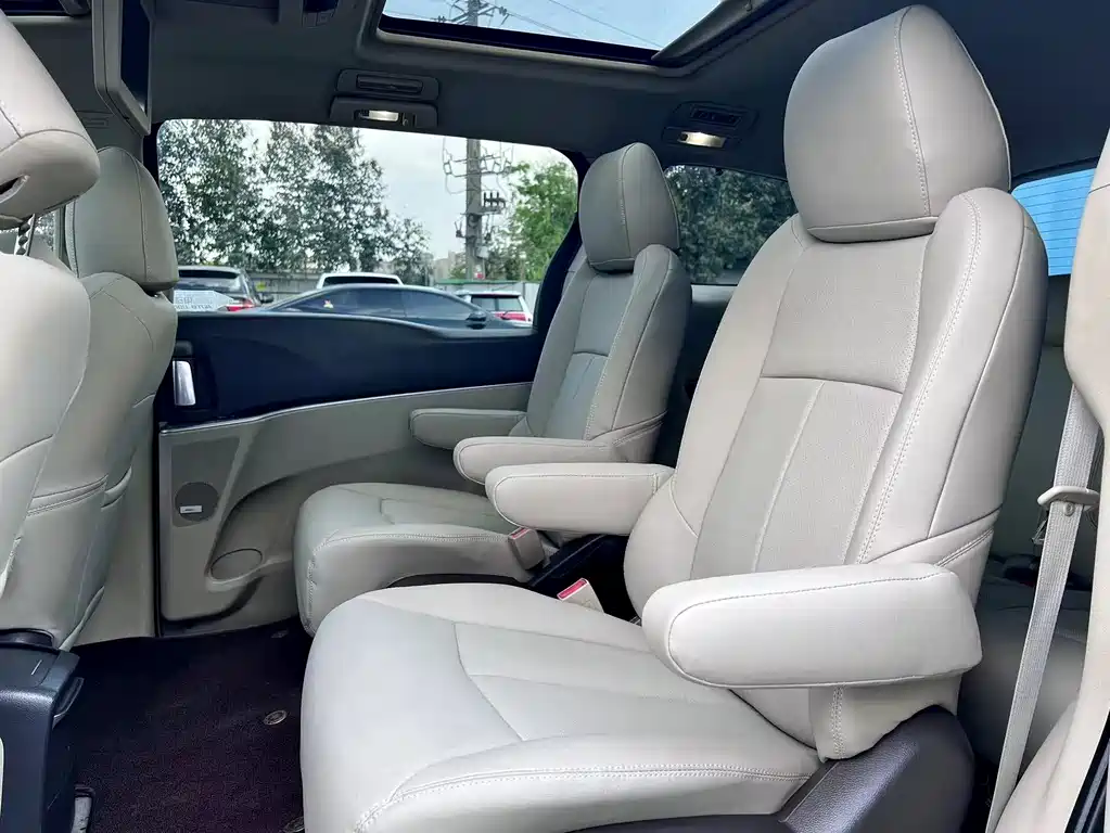 Buick Buick GL8 2014 3.0L XT Luxury Business Flagship Edition 2014 - thumbnail 10