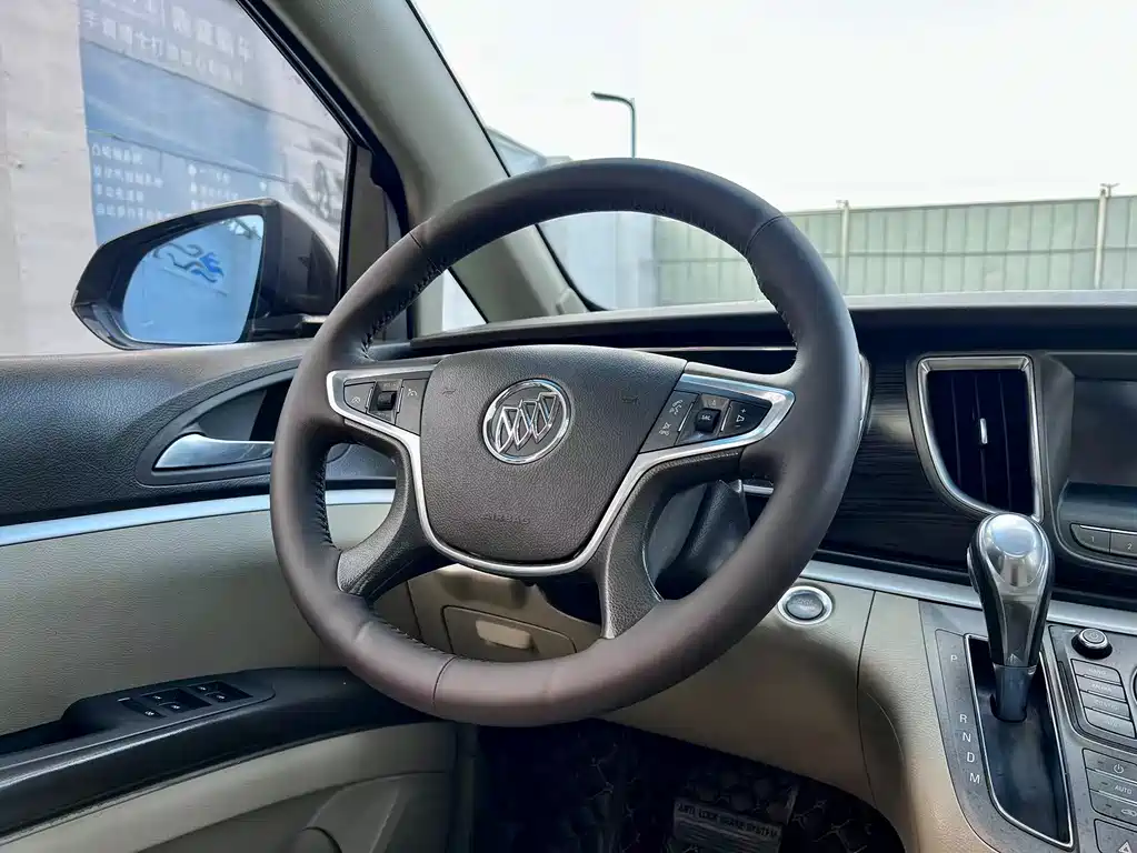 Buick Buick GL8 2014 3.0L XT Luxury Business Flagship Edition 2014 - thumbnail 12