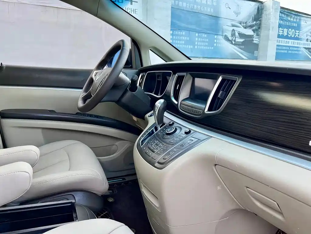 Buick Buick GL8 2014 3.0L XT Luxury Business Flagship Edition 2014 - thumbnail 17