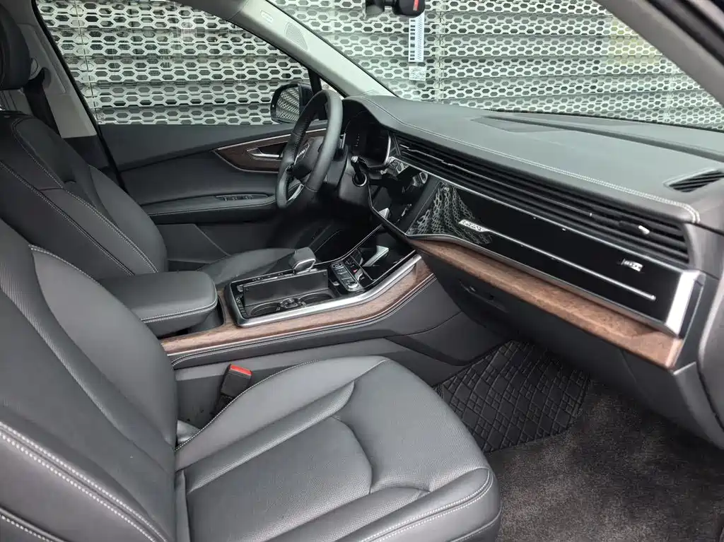 Audi Audi Q7 2025 55 TFSI quattro S line Sport 2025 - thumbnail 13