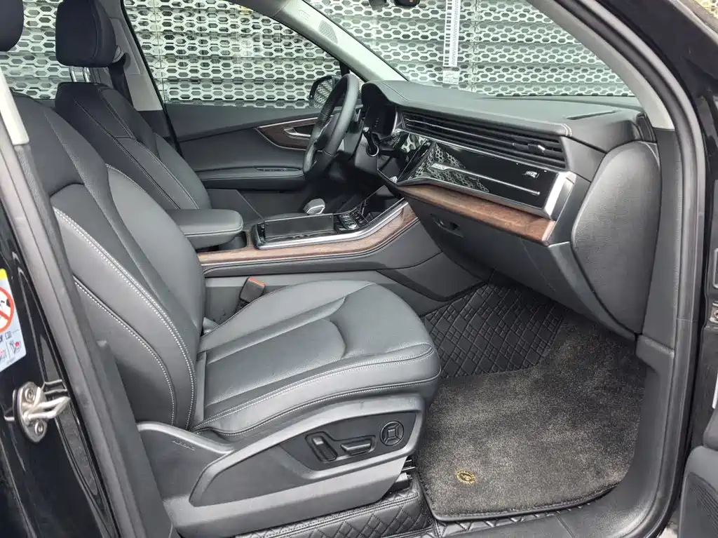 Audi Audi Q7 2025 55 TFSI quattro S line Sport 2025 - thumbnail 16