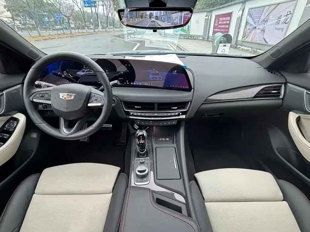 Cadillac Cadillac CT5 2025 28T Track Performance Edition + Ultimate Track Package 2025 - thumbnail 7
