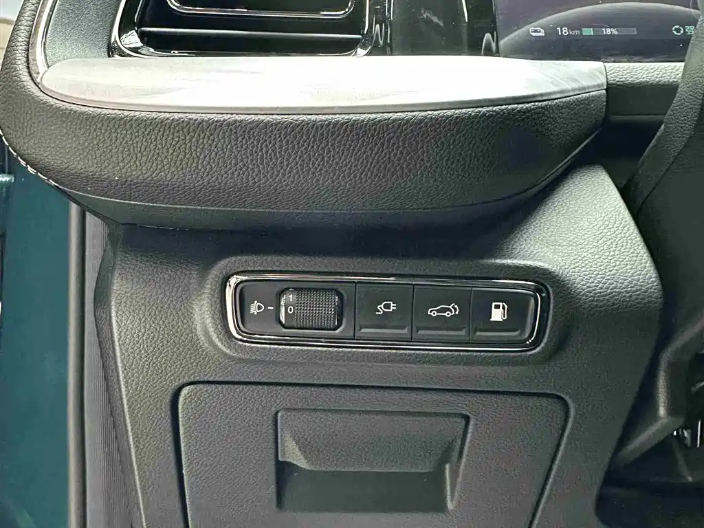 GAC Trumpchi GAC Trumpchi ES9 2024 PHEV 143km Max 2024 - thumbnail 14