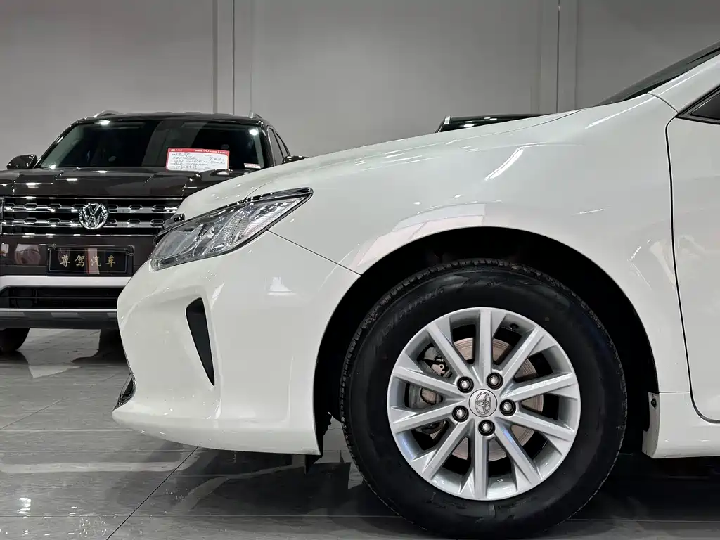 Toyota Toyota Camry 2016 2.0G 10th Anniversary Commemorative Leading Edition 2017 - thumbnail 4