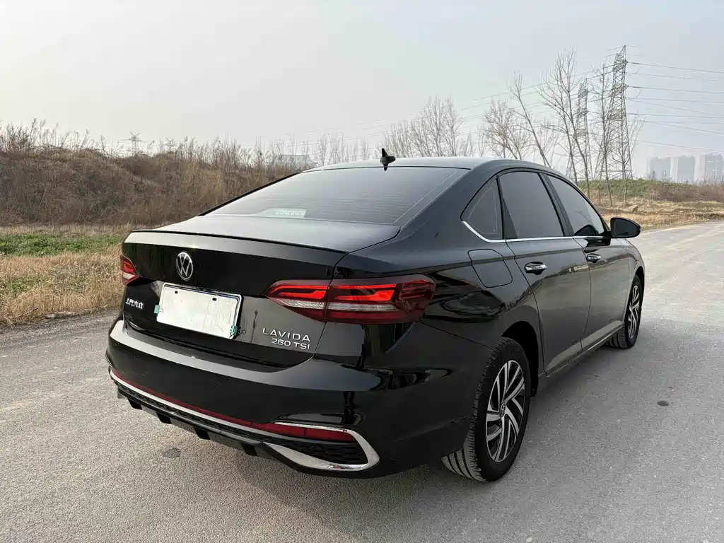 Volkswagen Lavida 2023 280TSI DSG Starry Sky Full Edition 2022 - thumbnail 4