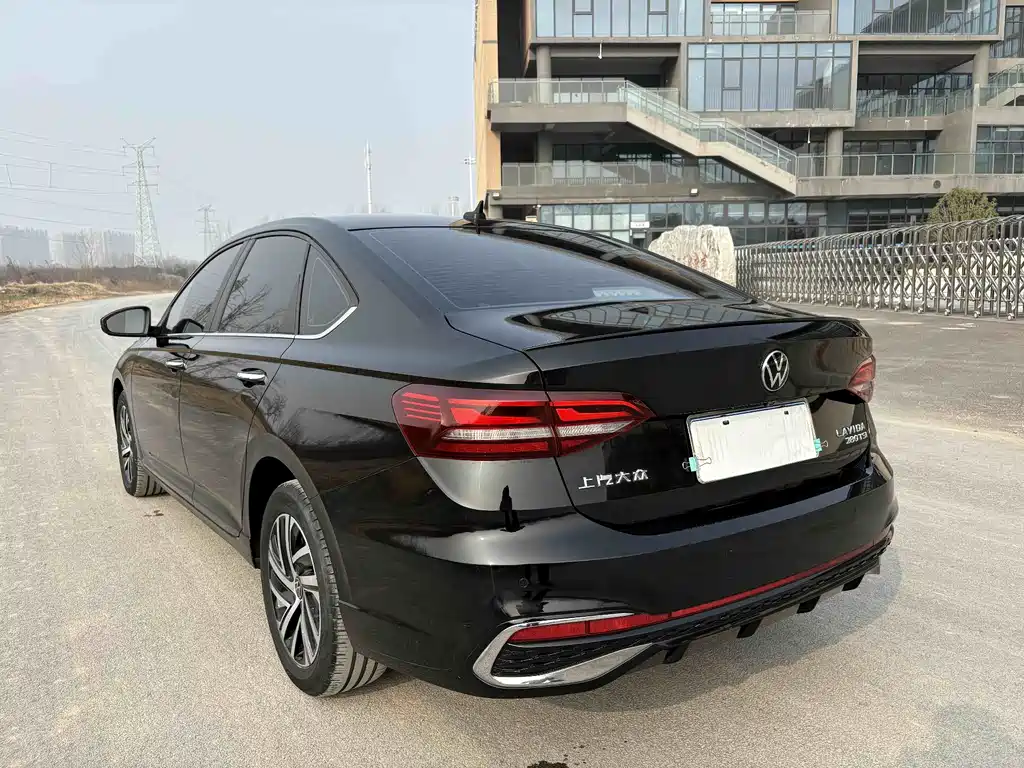 Volkswagen Lavida 2023 280TSI DSG Starry Sky Full Edition 2022 - thumbnail 7