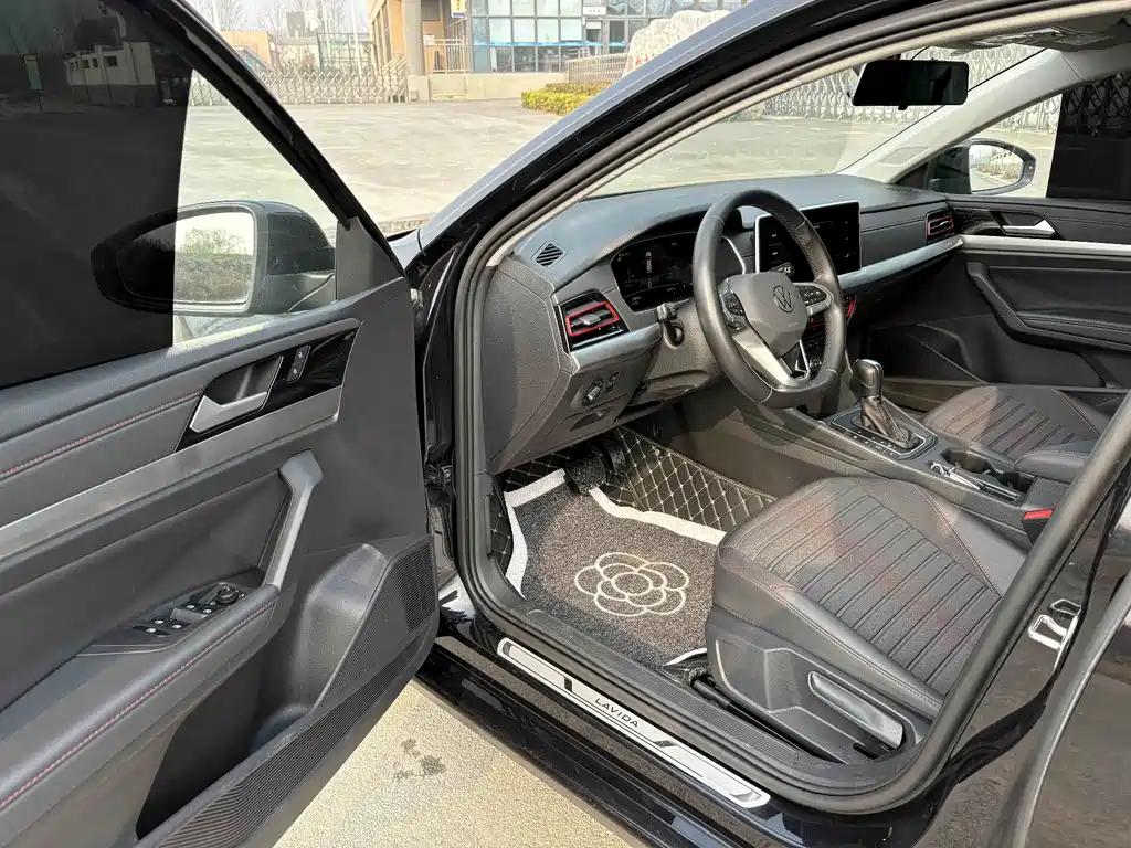 Volkswagen Lavida 2023 280TSI DSG Starry Sky Full Edition 2022 - thumbnail 9