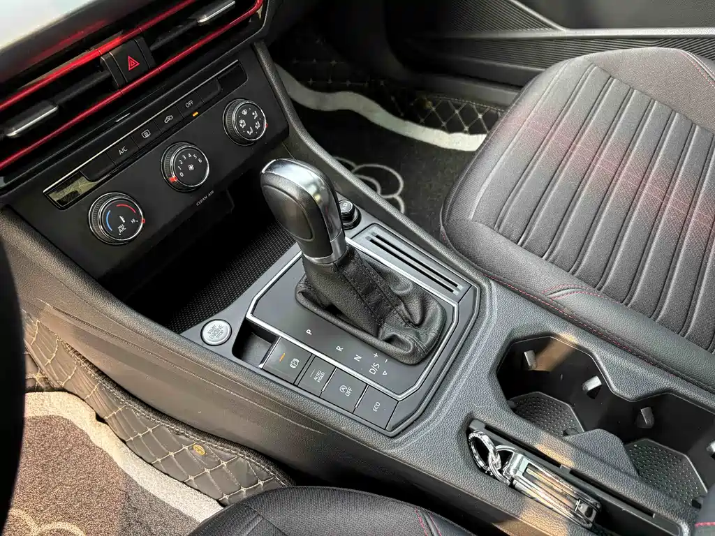 Volkswagen Lavida 2023 280TSI DSG Starry Sky Full Edition 2022 - thumbnail 14