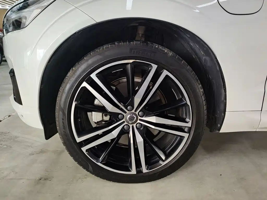 Volvo Volvo XC60 Plug-in Hybrid 2021 T8 E-Drive Intelligent Sport Edition 2020 - thumbnail 5