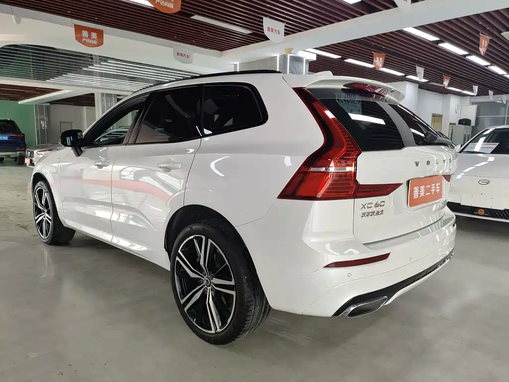 Volvo Volvo XC60 Plug-in Hybrid 2021 T8 E-Drive Intelligent Sport Edition 2020 - thumbnail 17