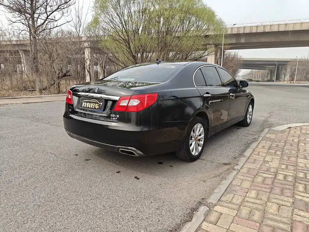 Hongqi Hongqi H7 2015 1.8T Luxury 2016 - thumbnail 7