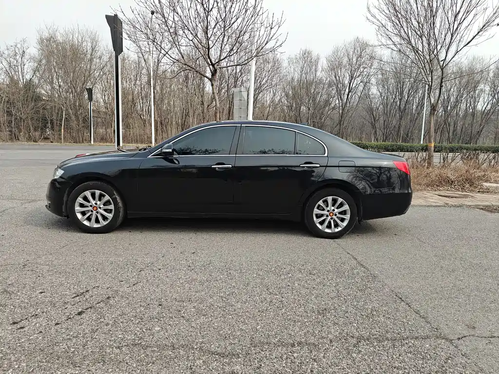 Hongqi Hongqi H7 2015 1.8T Luxury 2016 - thumbnail 10