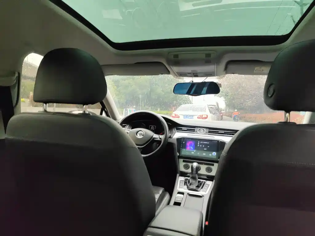 Volkswagen Magotan 2019 280TSI DSG Comfort Model VI 2019 - thumbnail 9