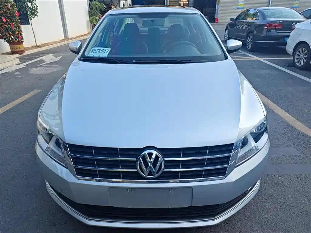 Volkswagen Volkswagen Lavida 2013 1.4TSI DSG Comfort Edition 2013 - thumbnail 2