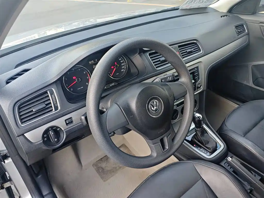 Volkswagen Volkswagen Lavida 2013 1.4TSI DSG Comfort Edition 2013 - thumbnail 7