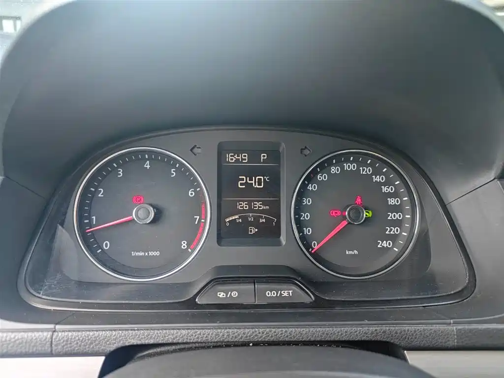 Volkswagen Volkswagen Lavida 2013 1.4TSI DSG Comfort Edition 2013 - thumbnail 11