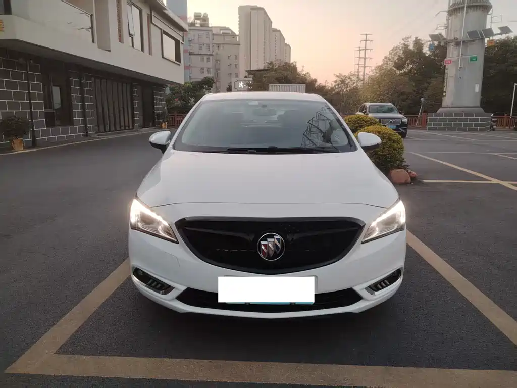 Buick Buick Verano 2015 Sedan 15S Automatic Leading Edition 2015 - thumbnail 2