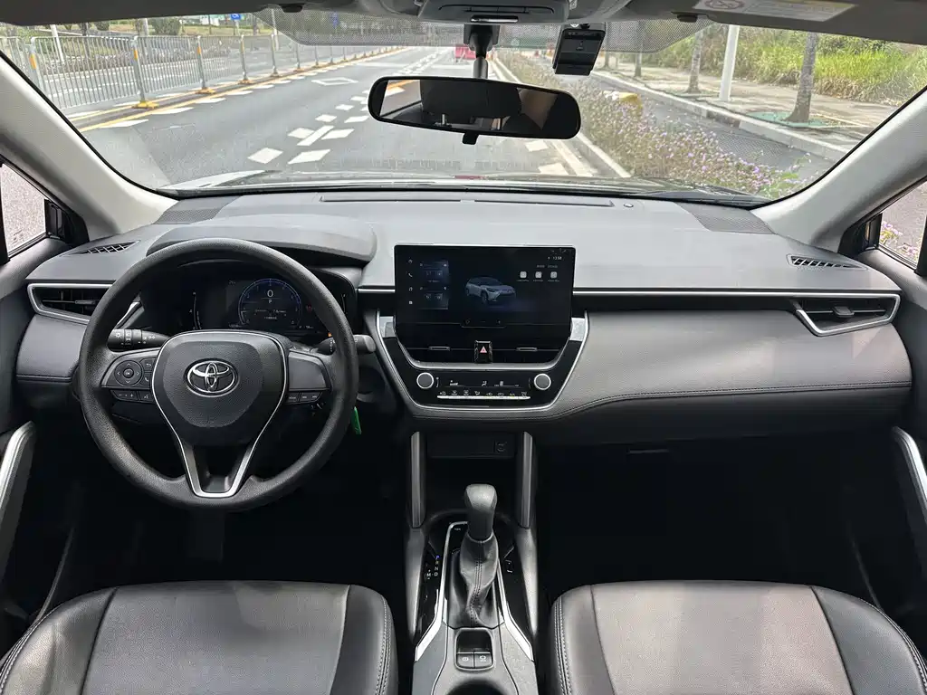 Toyota Honda Breeze 2023 2.0L CVT Elite Edition 2024 - thumbnail 13