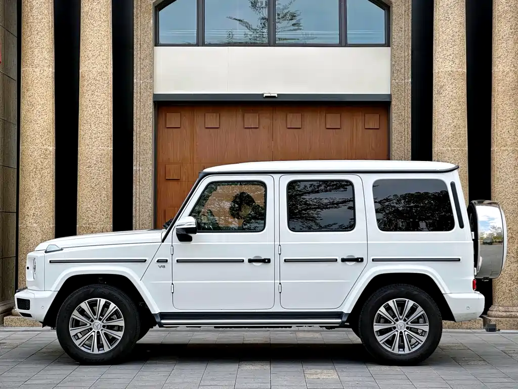 Mercedes-Benz Mercedes-Benz G-Class 2024 G 500 2024 - thumbnail 4