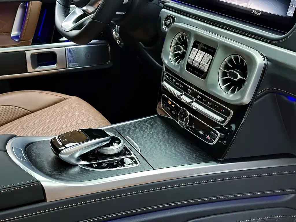 Mercedes-Benz Mercedes-Benz G-Class 2024 G 500 2024 - thumbnail 23