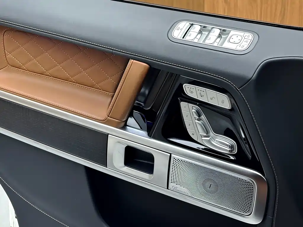 Mercedes-Benz Mercedes-Benz G-Class 2024 G 500 2024 - thumbnail 26
