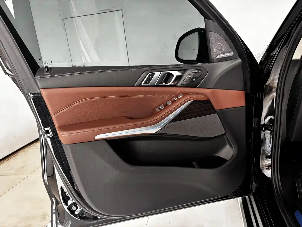 BMW BMW X7 xDrive40i Luxury Package 2023 - thumbnail 10