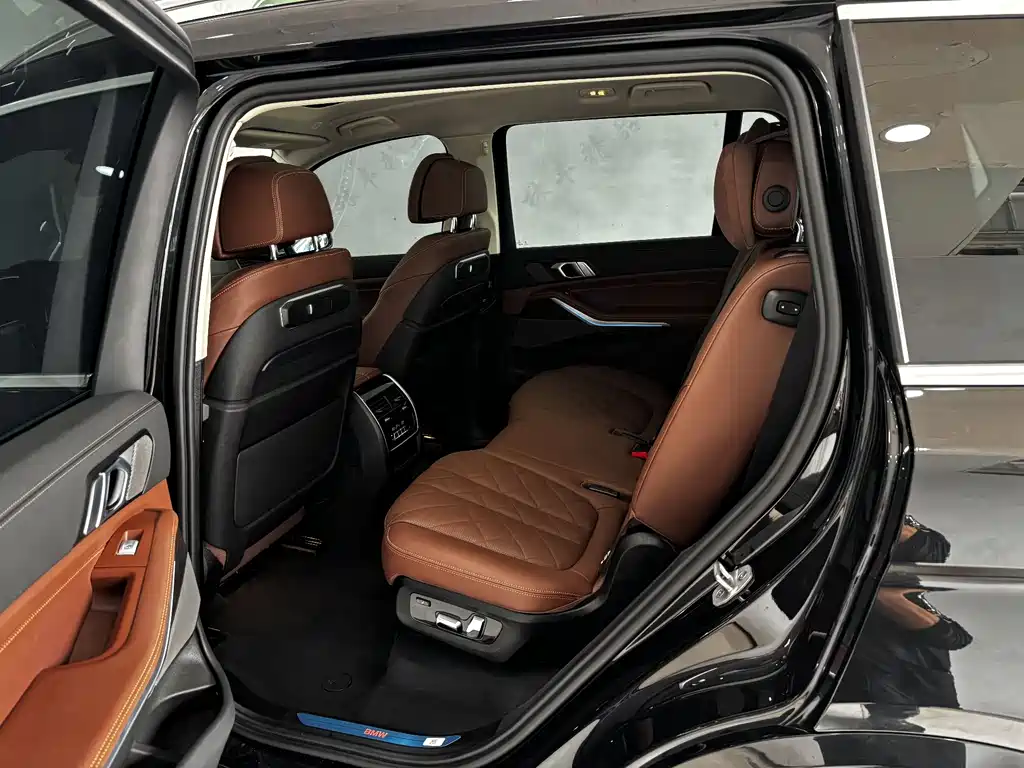 BMW BMW X7 xDrive40i Luxury Package 2023 - thumbnail 19
