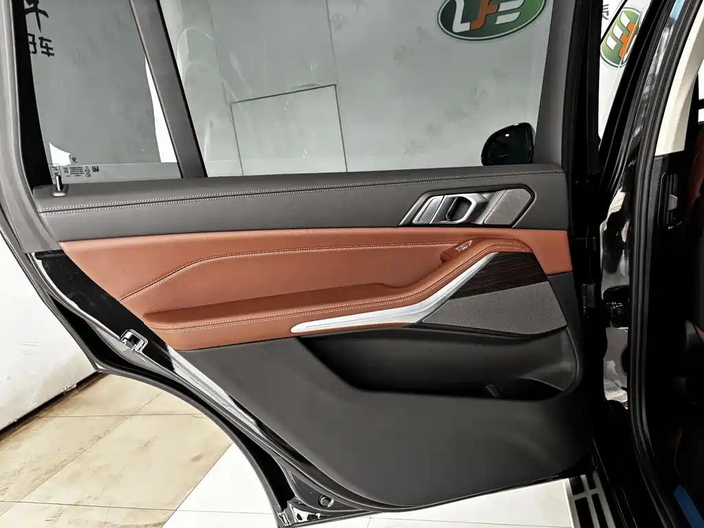 BMW BMW X7 xDrive40i Luxury Package 2023 - thumbnail 20