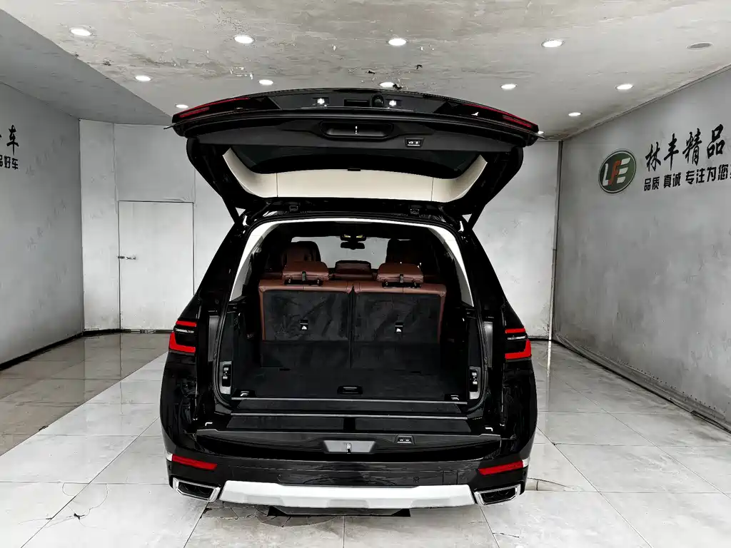 BMW BMW X7 xDrive40i Luxury Package 2023 - thumbnail 26