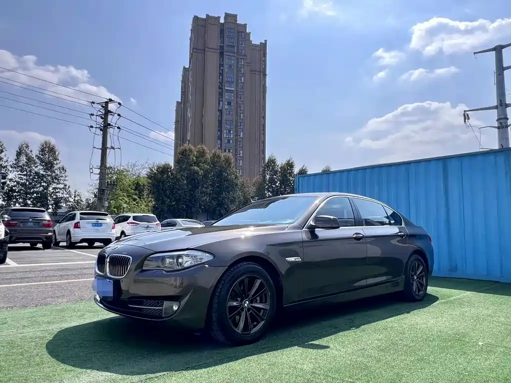 BMW BMW 5 Series 2012 523Li Luxury Model 2012