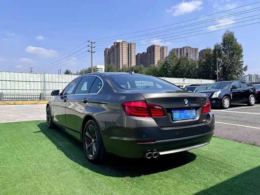 BMW BMW 5 Series 2012 523Li Luxury Model 2012 - thumbnail 6