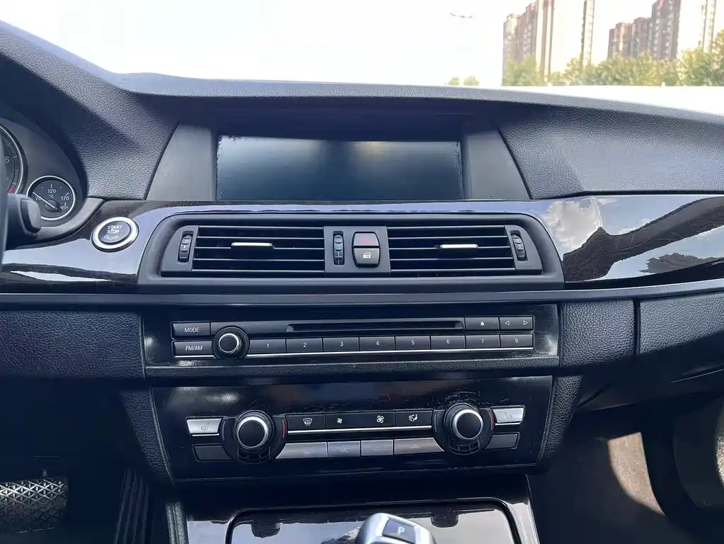 BMW BMW 5 Series 2012 523Li Luxury Model 2012 - thumbnail 13