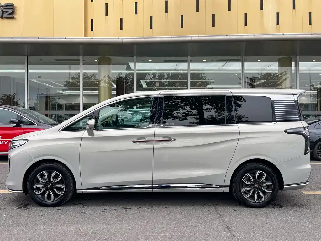 Hongqi Hongqi HQ9 2023 2.0T Smart Connect Flag Enjoyment Edition 2023 - thumbnail 4