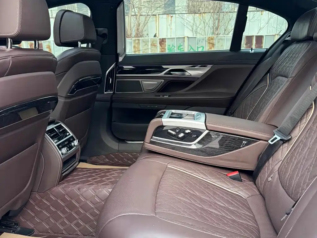 BMW BMW 7 Series 2019 740Li Leading Model Luxury Package 2019 - thumbnail 5