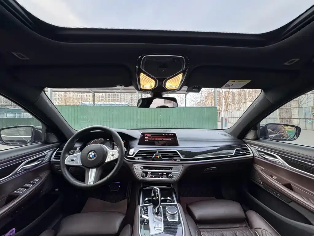 BMW BMW 7 Series 2019 740Li Leading Model Luxury Package 2019 - thumbnail 10